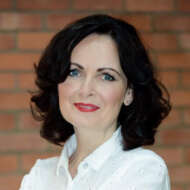 Linzi Conway
